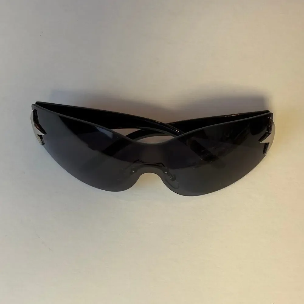 Y2K Star Shaped Black Silver Sunglasses Unisex Bold Streetwear UVA UVB